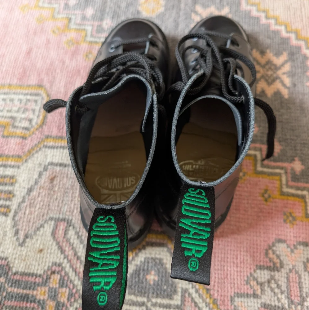 Solovair Black Hi-Shine Monkey Boot - like new! - Picture 8 of 10